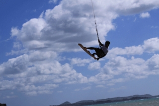 Saltos de kitesurf